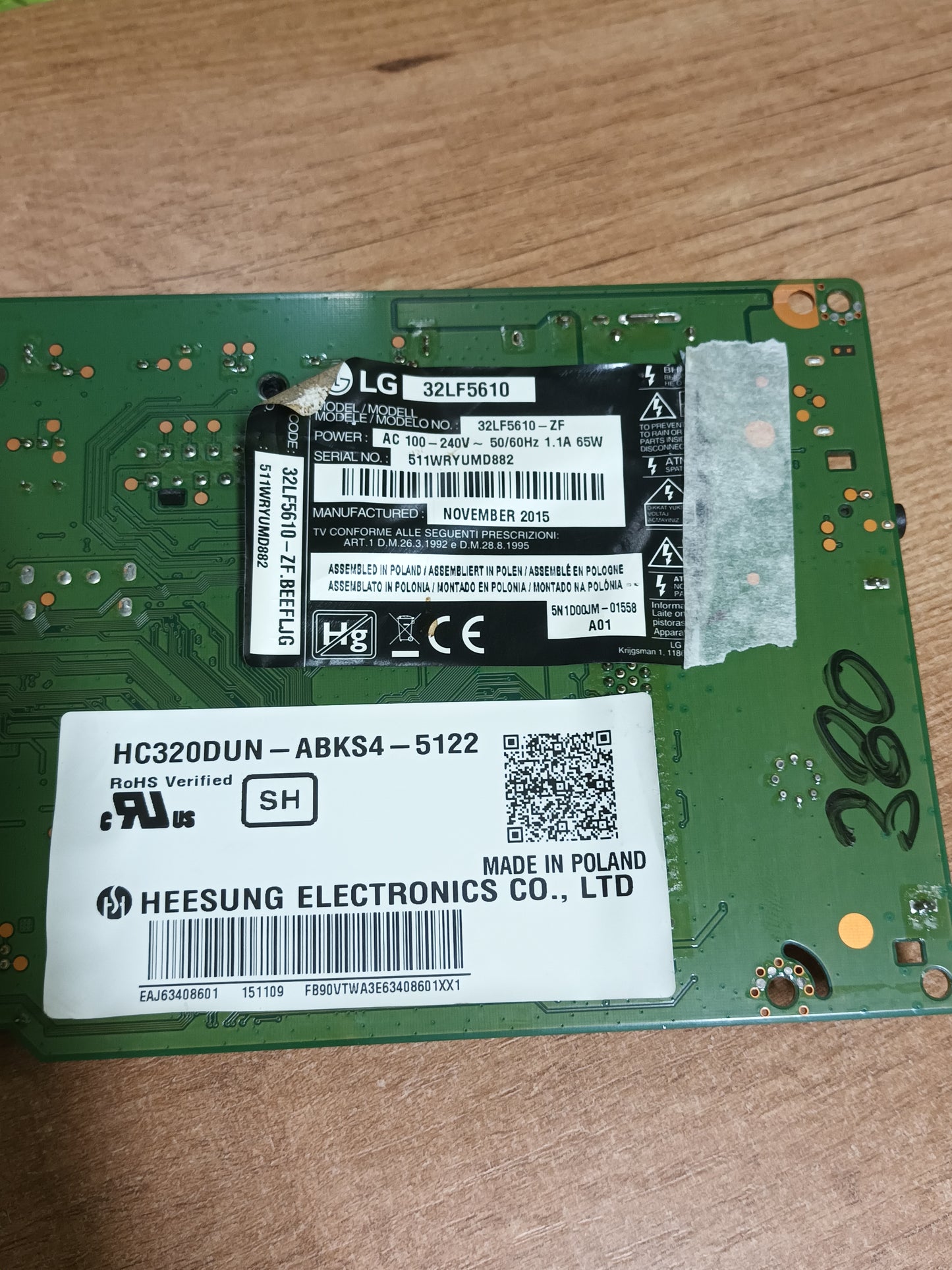 HV320FHB-N00, de LG32LF5610,
