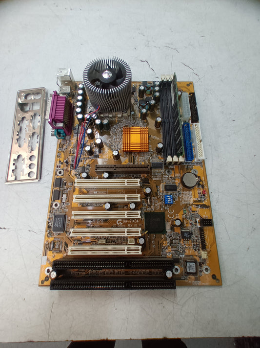 Gigabyte ga-7IXE4 Rev: 1.0, PLACA BASE (PL-8)