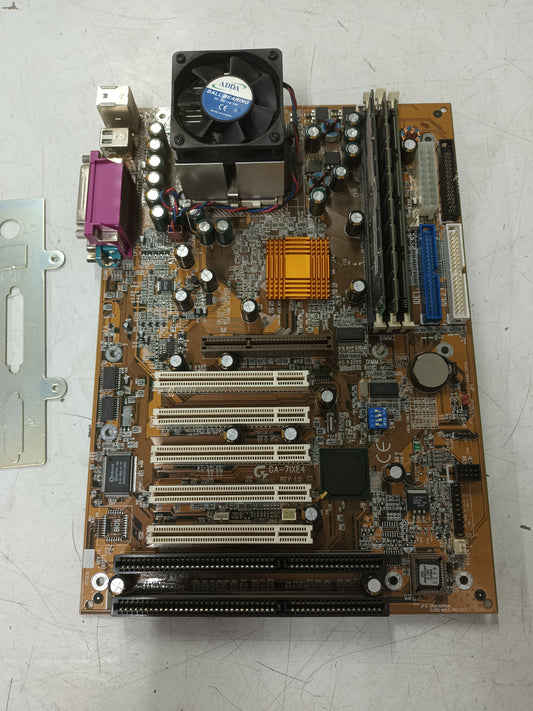 Gigabyte ga-7IXE4 Rev: 1.0, PLACA BASE, (PL-3)