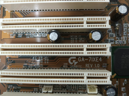 Gigabyte ga-7IXE4 Rev: 1.0, PLACA BASE, (PL-3)