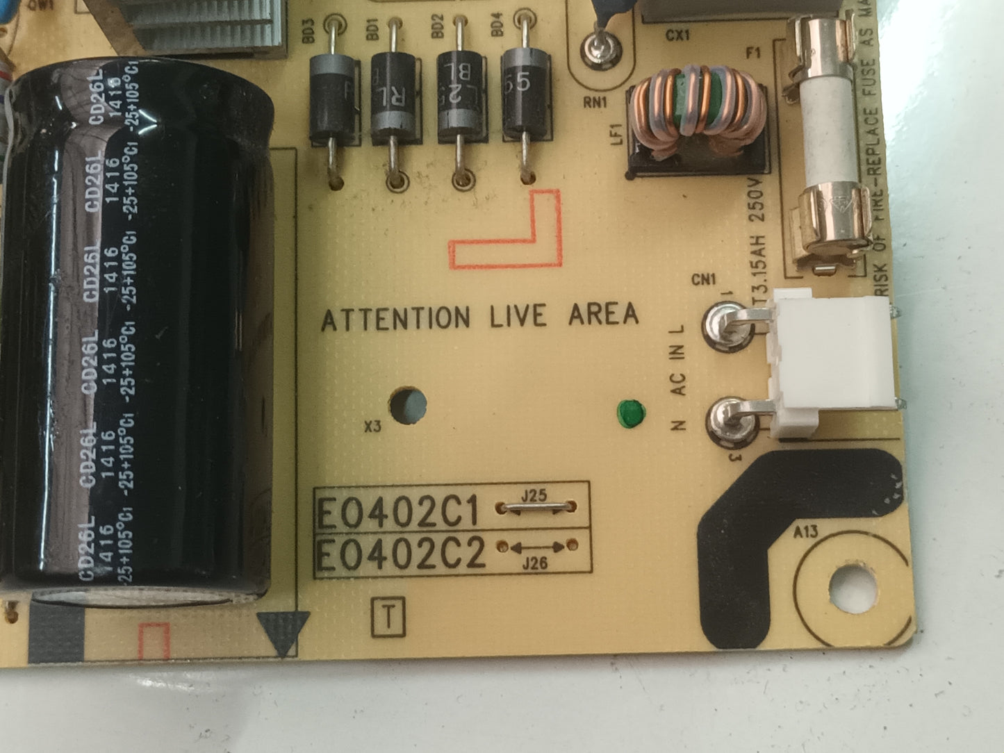 40-E04021-PWA1XG, de TCL 40E3003F