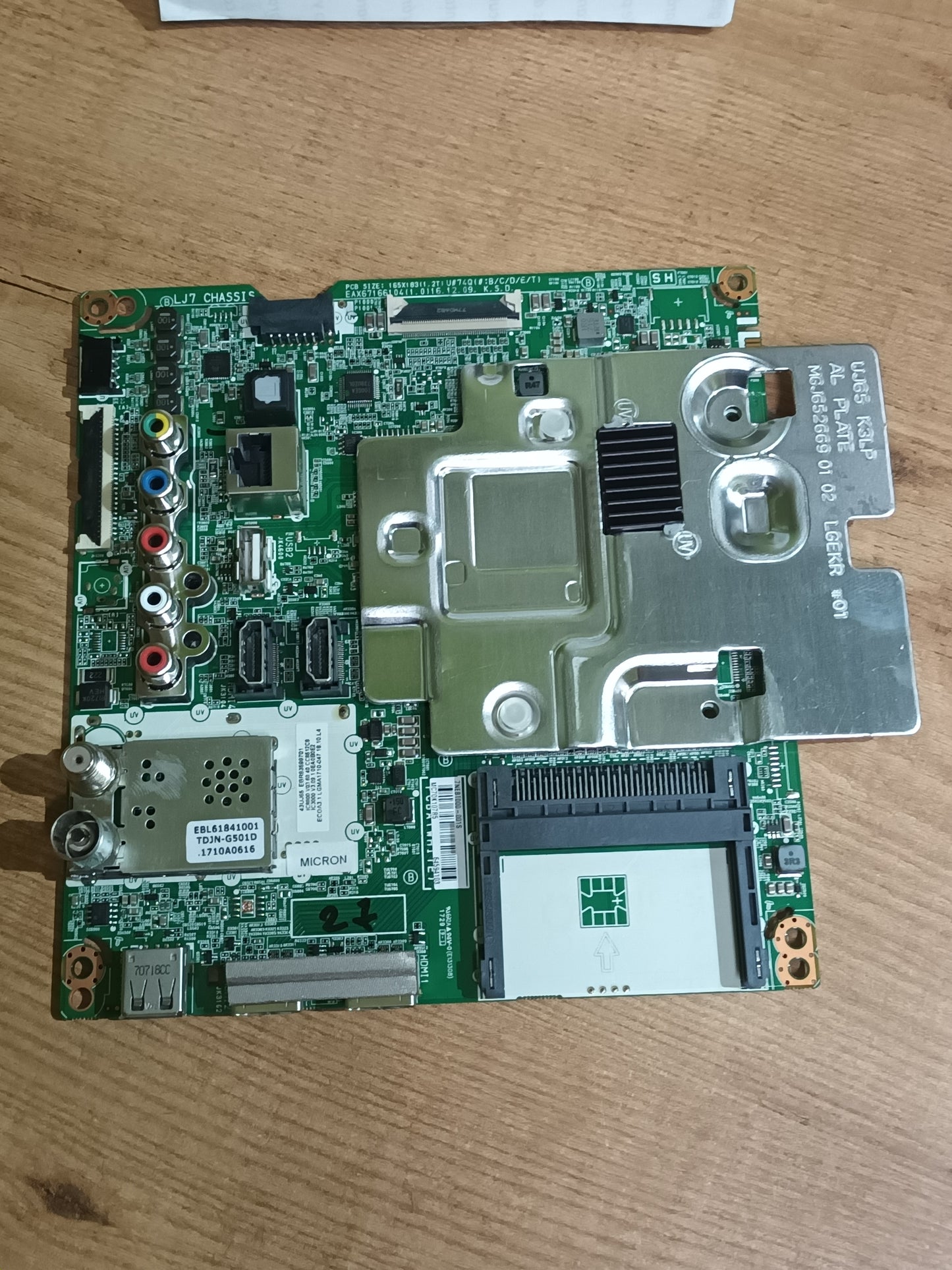 PLACA MAIN, EAX67166104(1.2), EBT64594103, de TV LG43UJ701V,