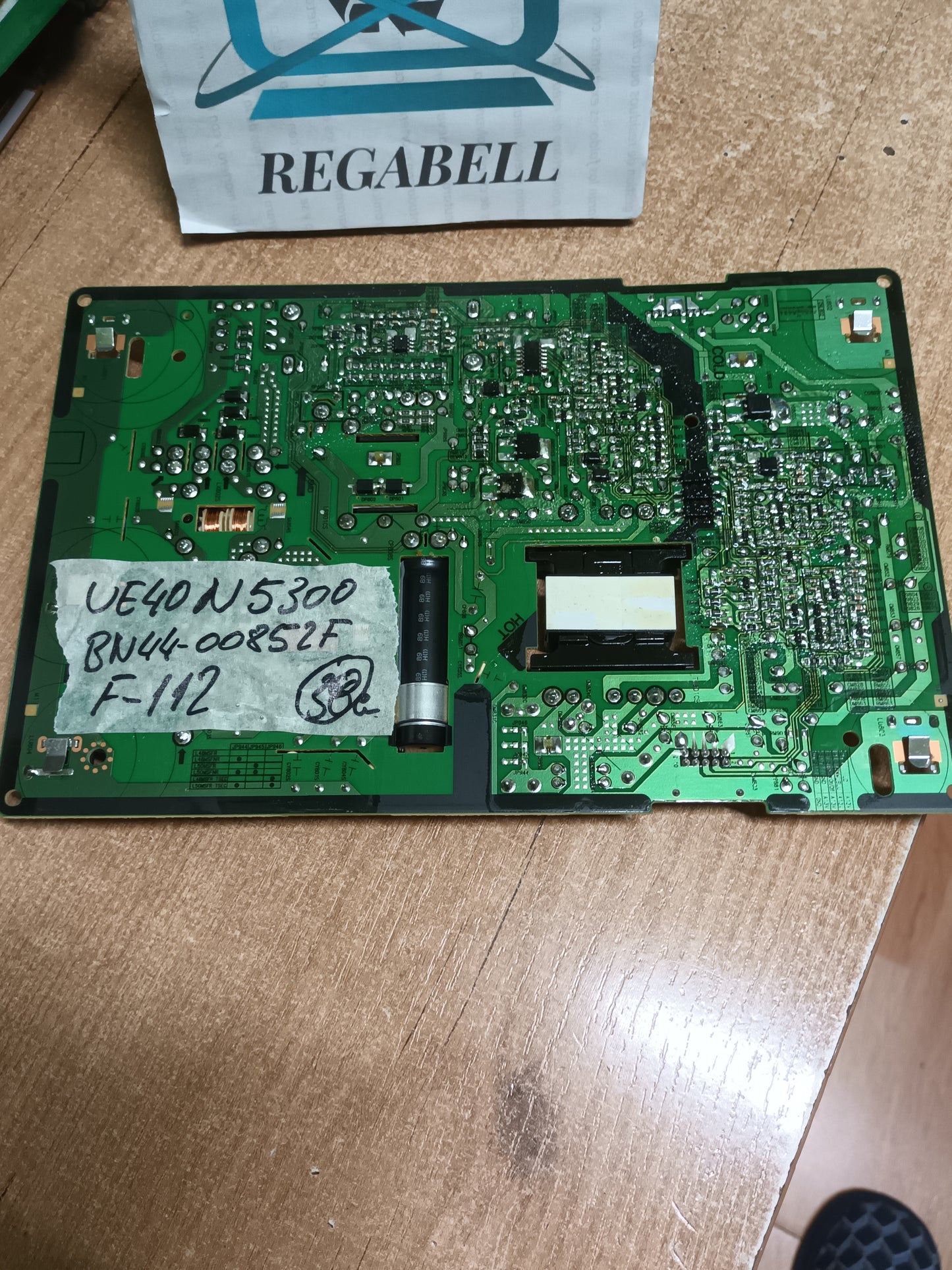 BN44-00852F, de TV Samsung UE40N5300,