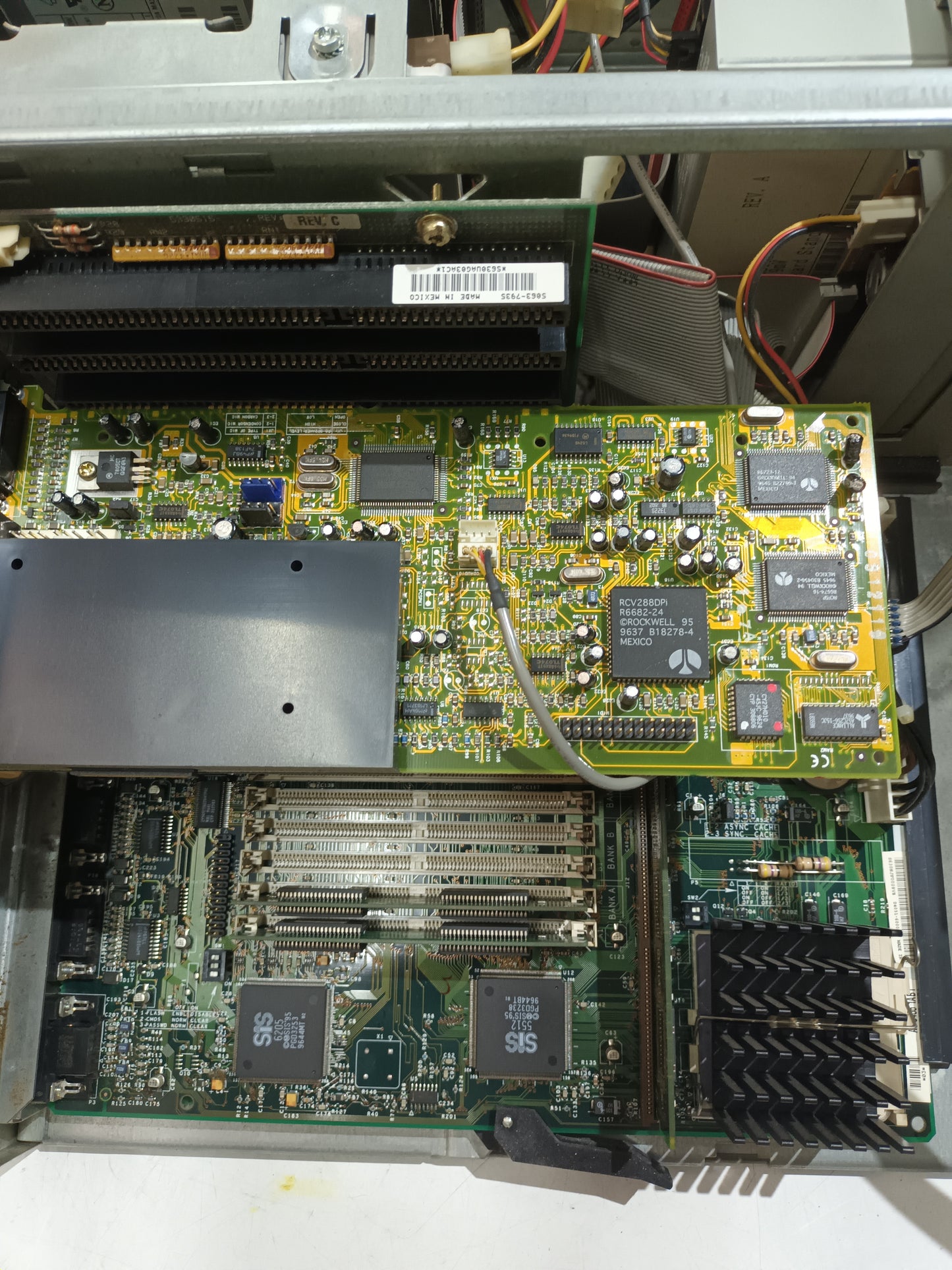 HP VECTRA 500    (n-3)