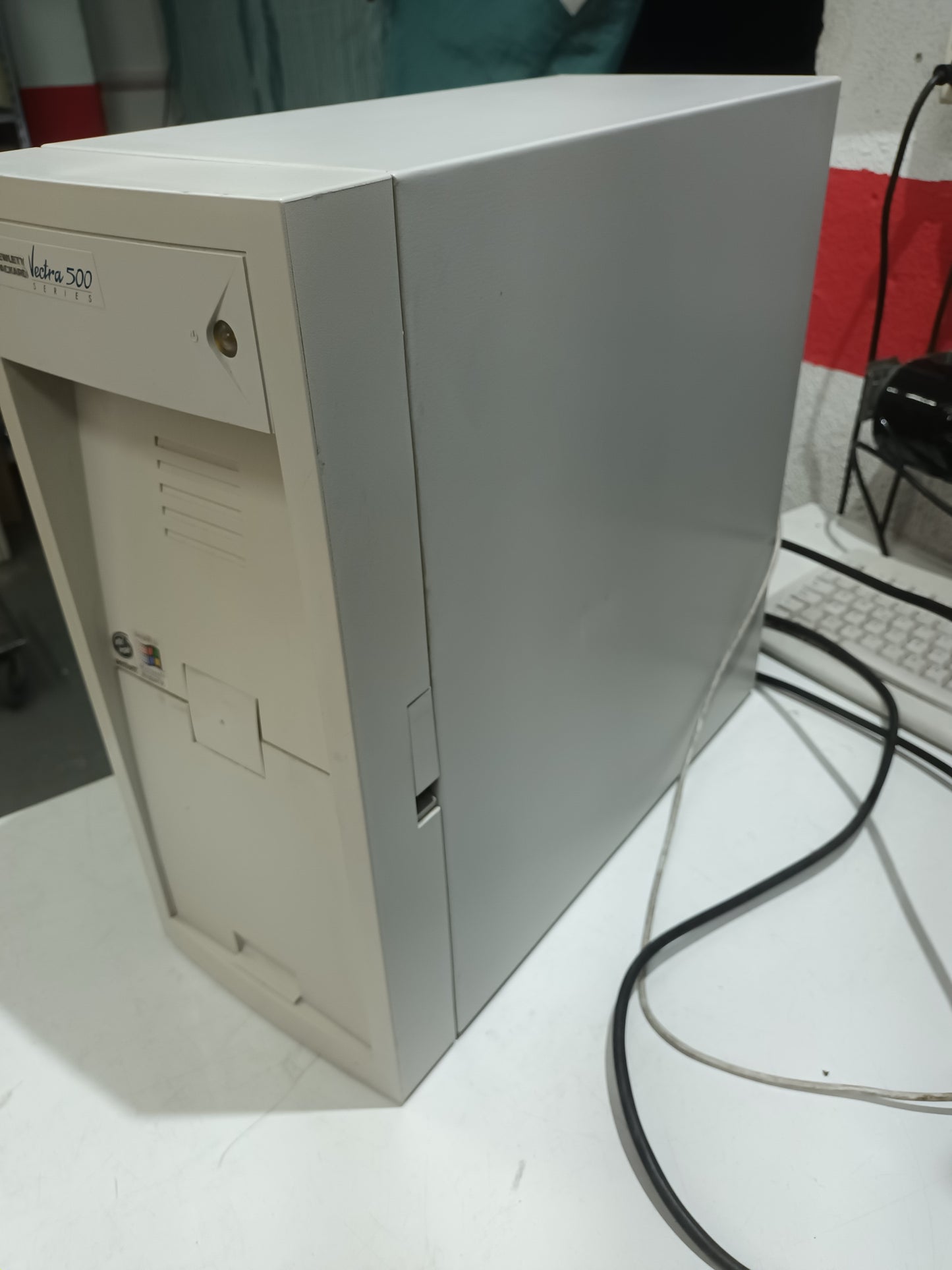 HP VECTRA 500    (n-3)