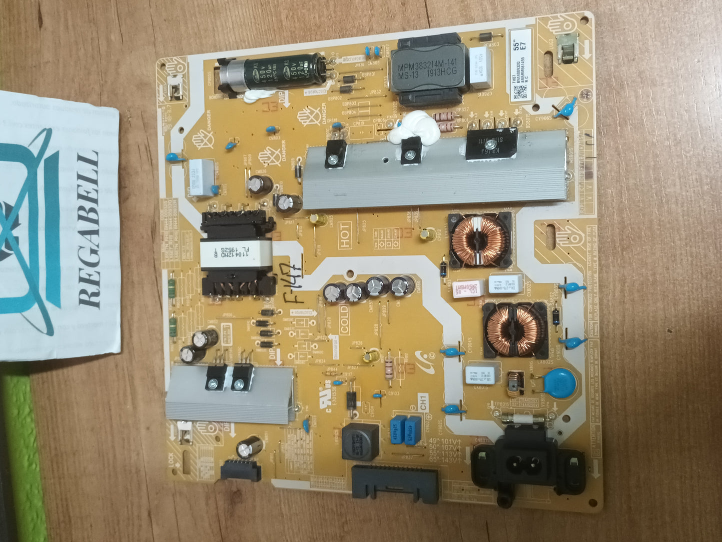 BN44-00932Q, de TVSamsung UE50RU7475U, PSU