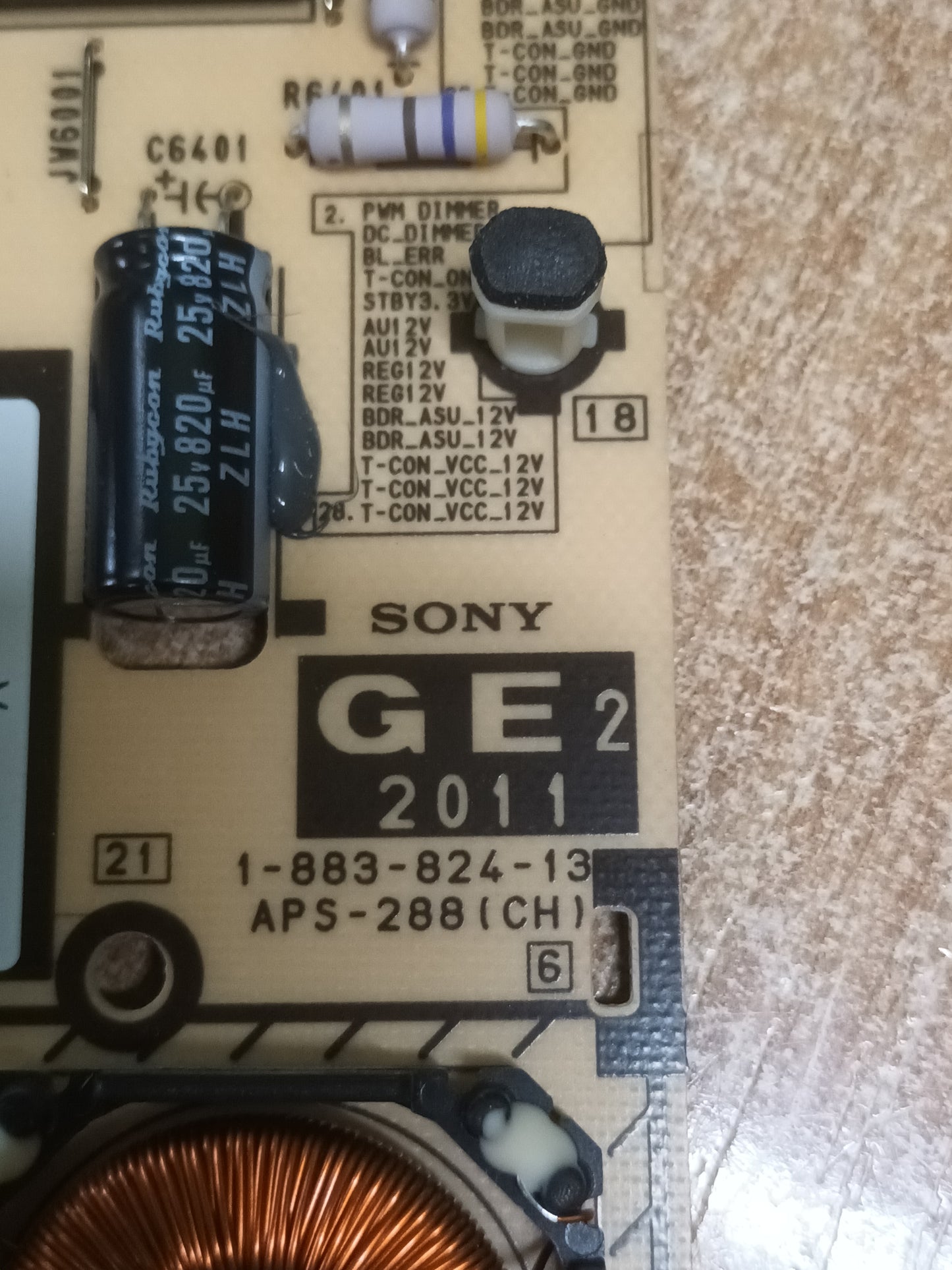 1-883-824-13, de tv SONY KDL-32EX421,