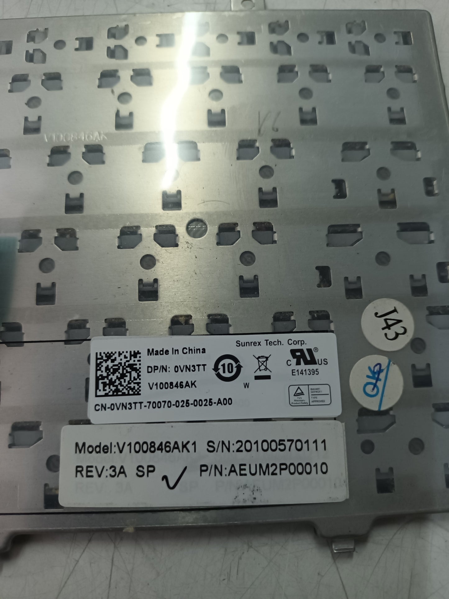 TECLADO, V100846AK1,  de DELL INSPIRON 1470,