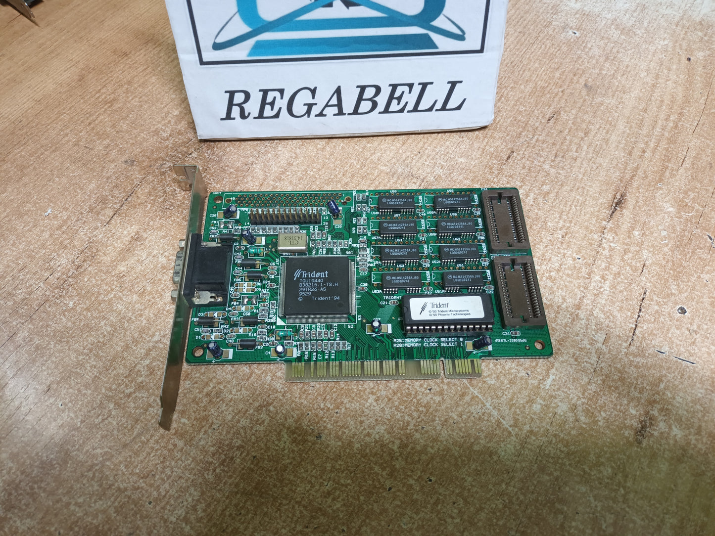 Tarjeta gráfica VGA Trident TGUI9440 PCI