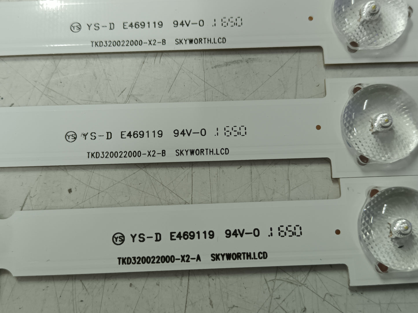 juego de 3 tiras de led de MAGNA TV LED32H434B