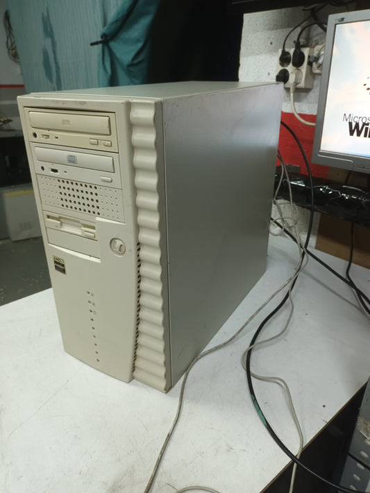 amd athlon 500mhz, pc retro,       (N-24)