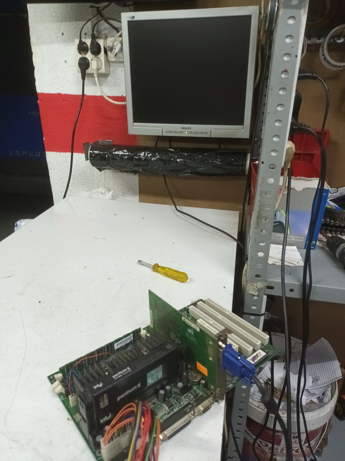 Placa base retro, con pentium II, 300mhz, (p-36)