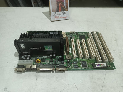 Placa base retro, con pentium II, 300mhz, (p-36)