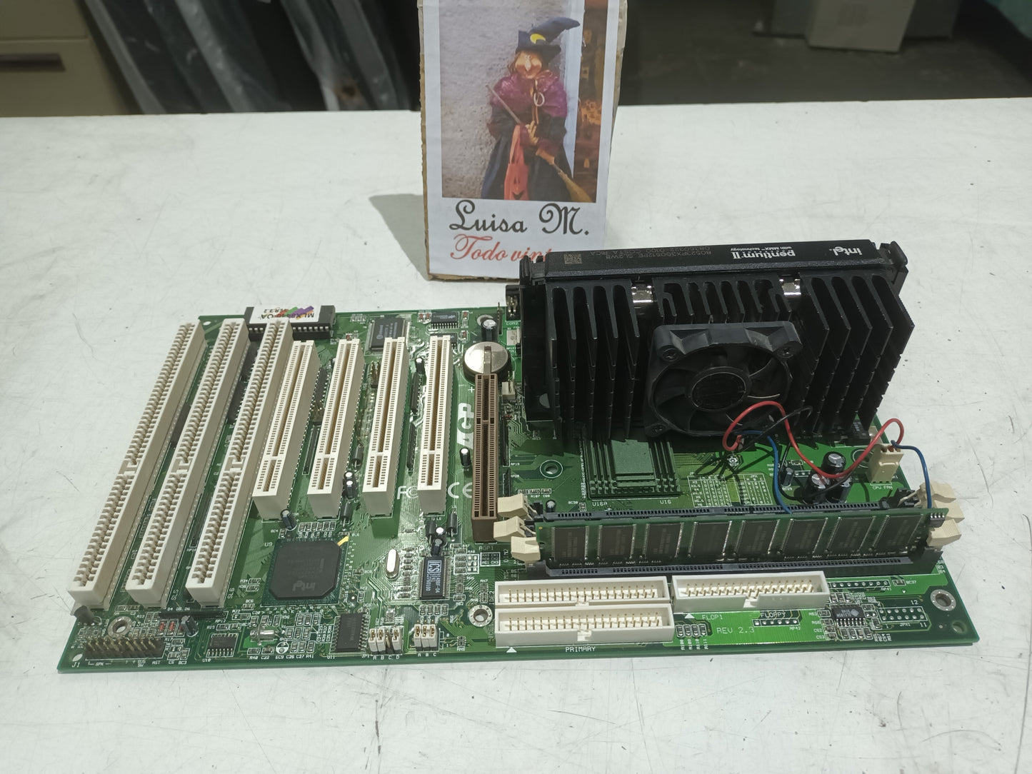 Placa base retro, con pentium II, 300mhz, (p-36)