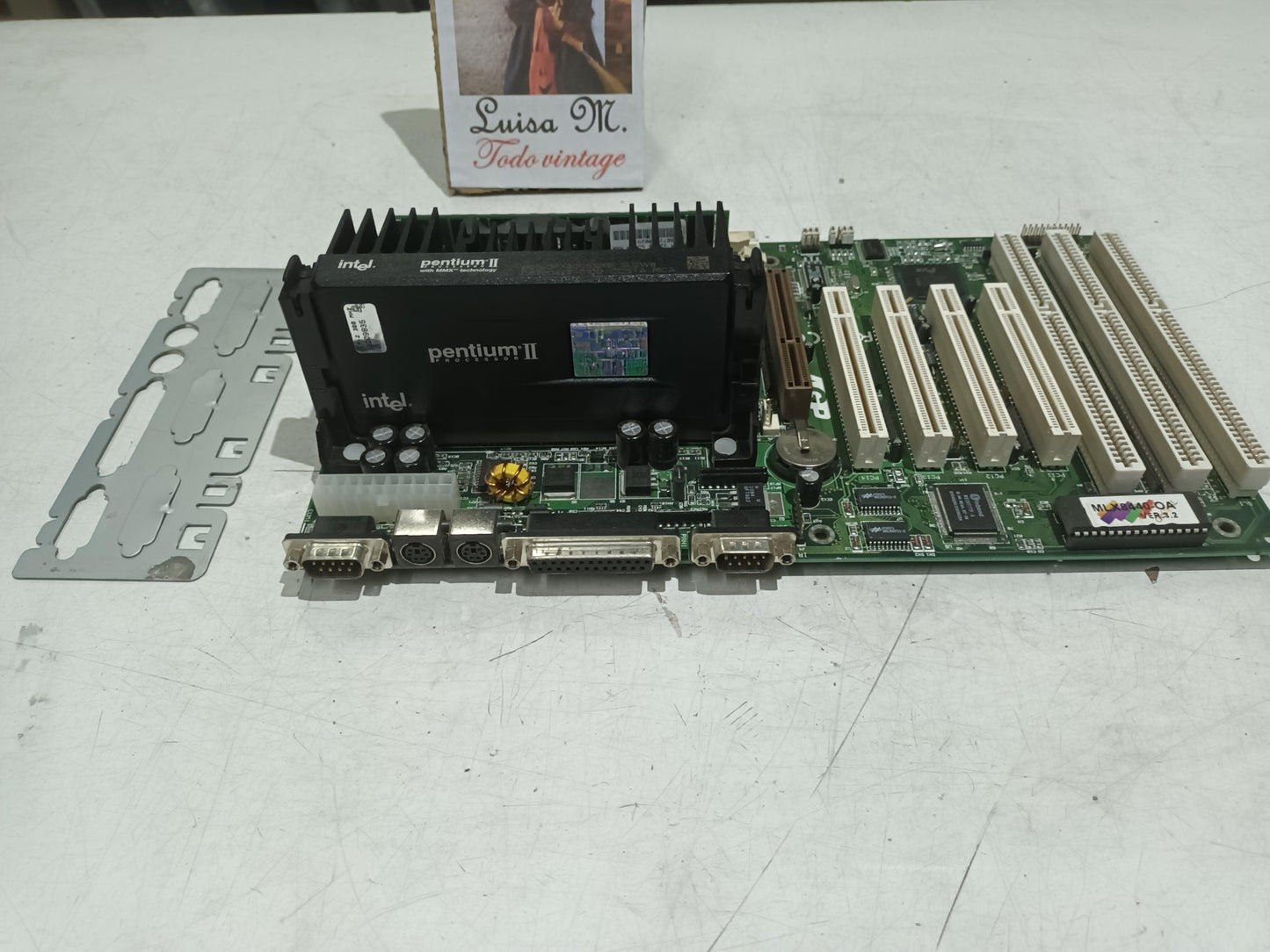 Placa base retro, con pentium II, 300mhz, (p-36)