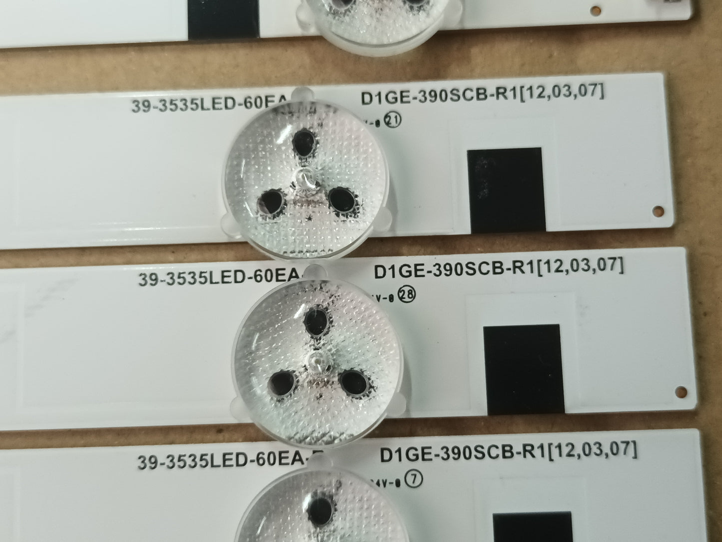 kit 10 tiras de led de SAMSUNG UE39EH5003