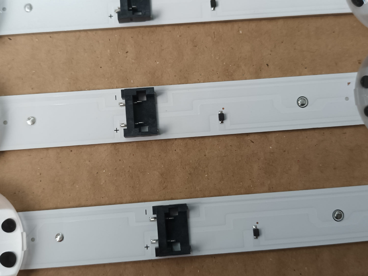 LG65UP70706LB, KIT TIRAS LED (ref,58)