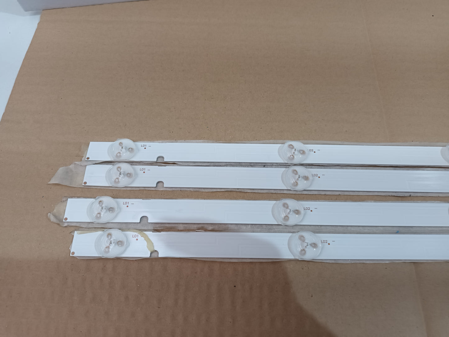 LG49UJ620V, KIT TIRAS LED (ref,102)