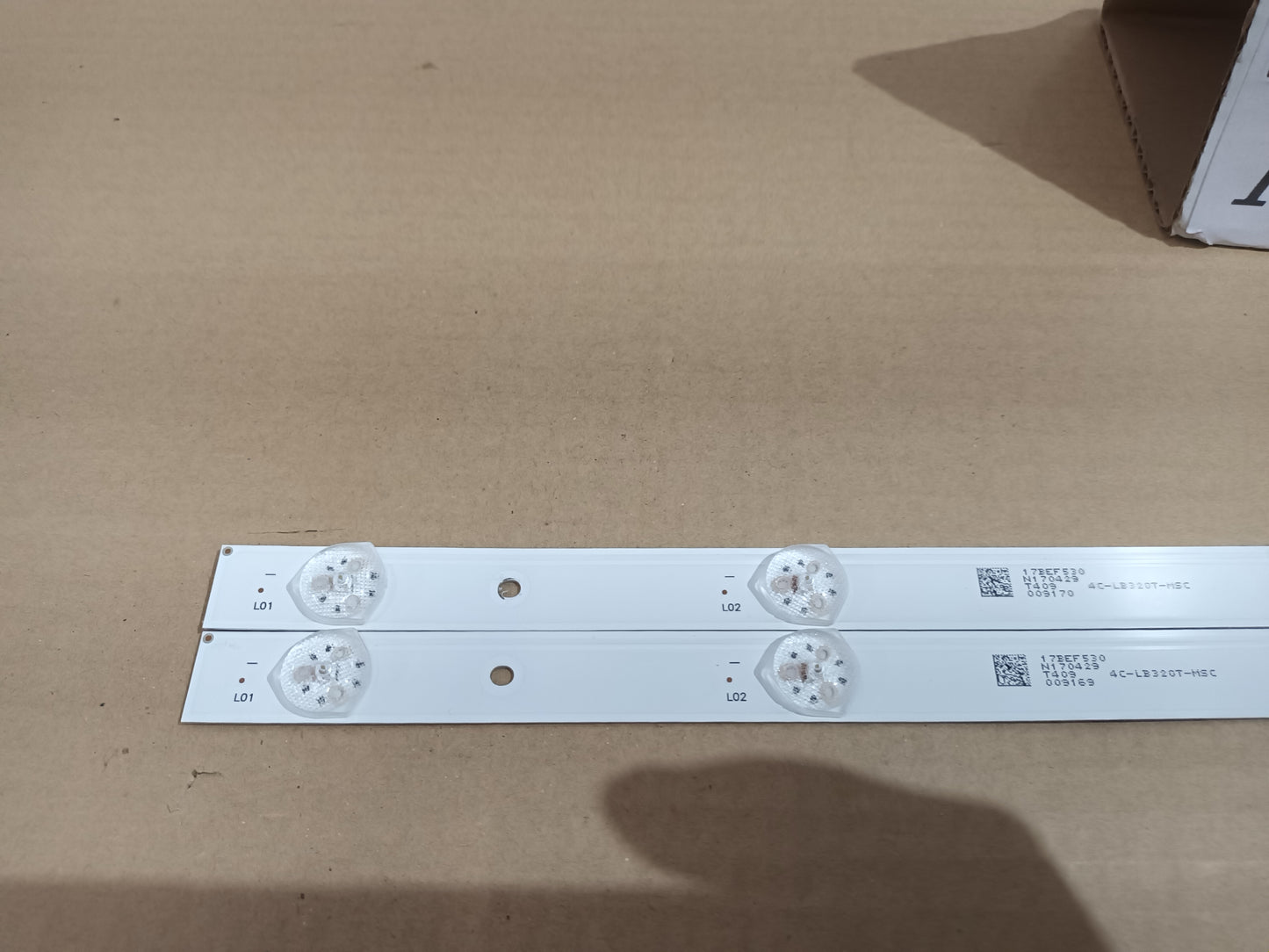 THOMSON 32HS3033, KIT TIRAS LED (ref,178)
