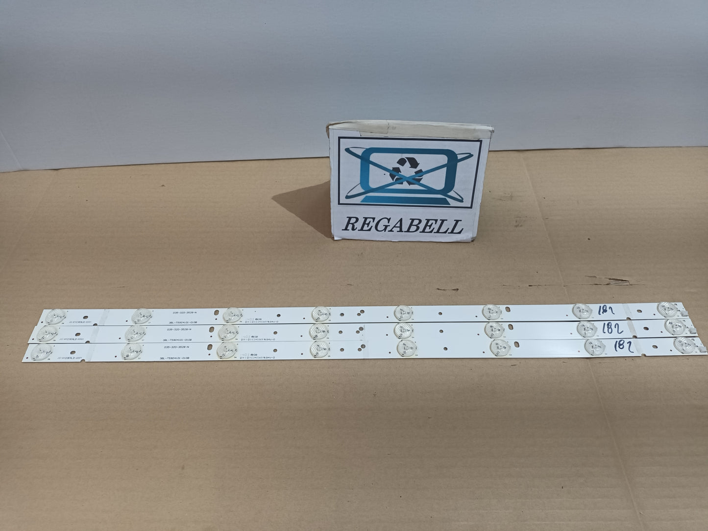 POLAROID 32R4PR004, KIT TIRAS LED (ref,182)