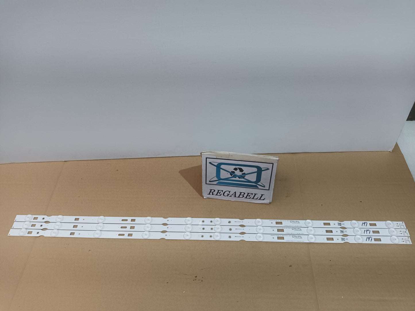 GRUNDIG43GFU7960B, KIT TIRA LED (ref,197)