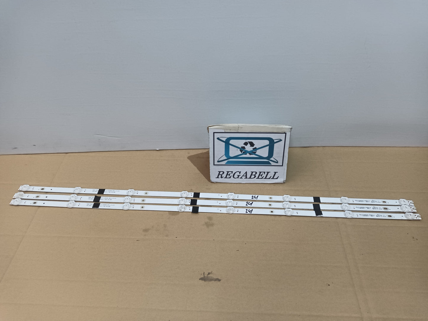 NEVIR NVR-7428-40FHD, KIT TIRAS LED (ref,241)