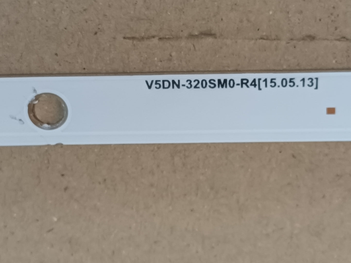 SAMSUNG UE32J4500, KIT TIRAS LED (ref,4)