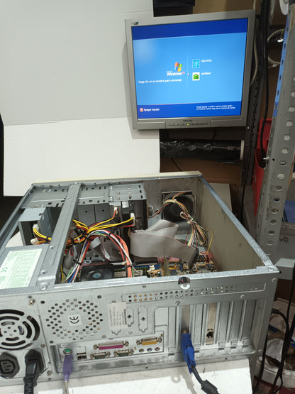 Pc retro, AMD DURON 800 mhz     (N-17)
