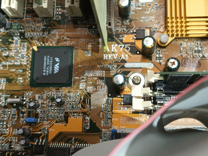 Pc retro, AMD DURON 800 mhz     (N-17)