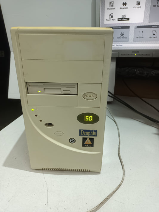 Pc retro, Pentium, caja at con display     (n-19)