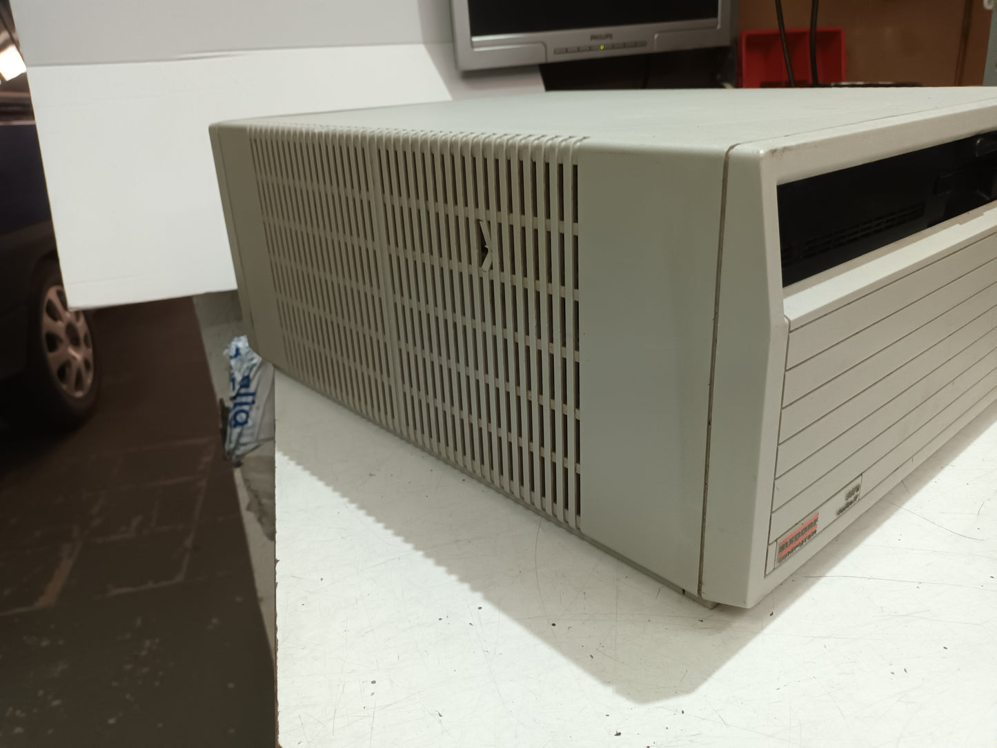NIXDORF COMPUTER 8870-M7
