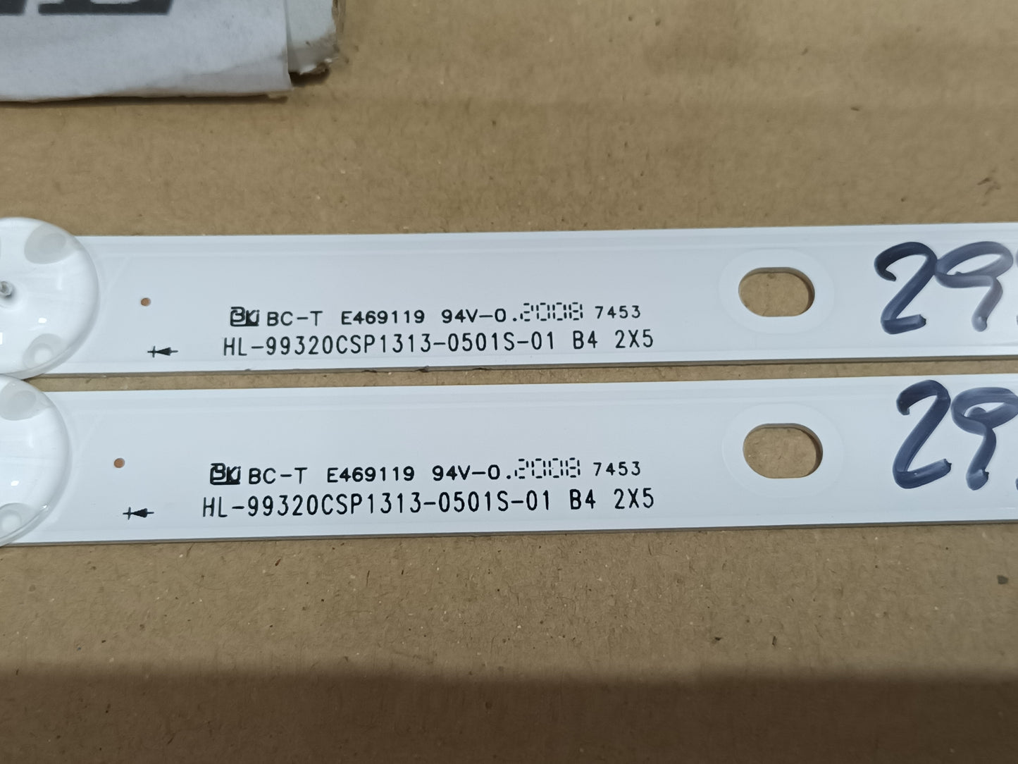 KIT 2 tiras de retroiluminación de LG32LM6300PLA