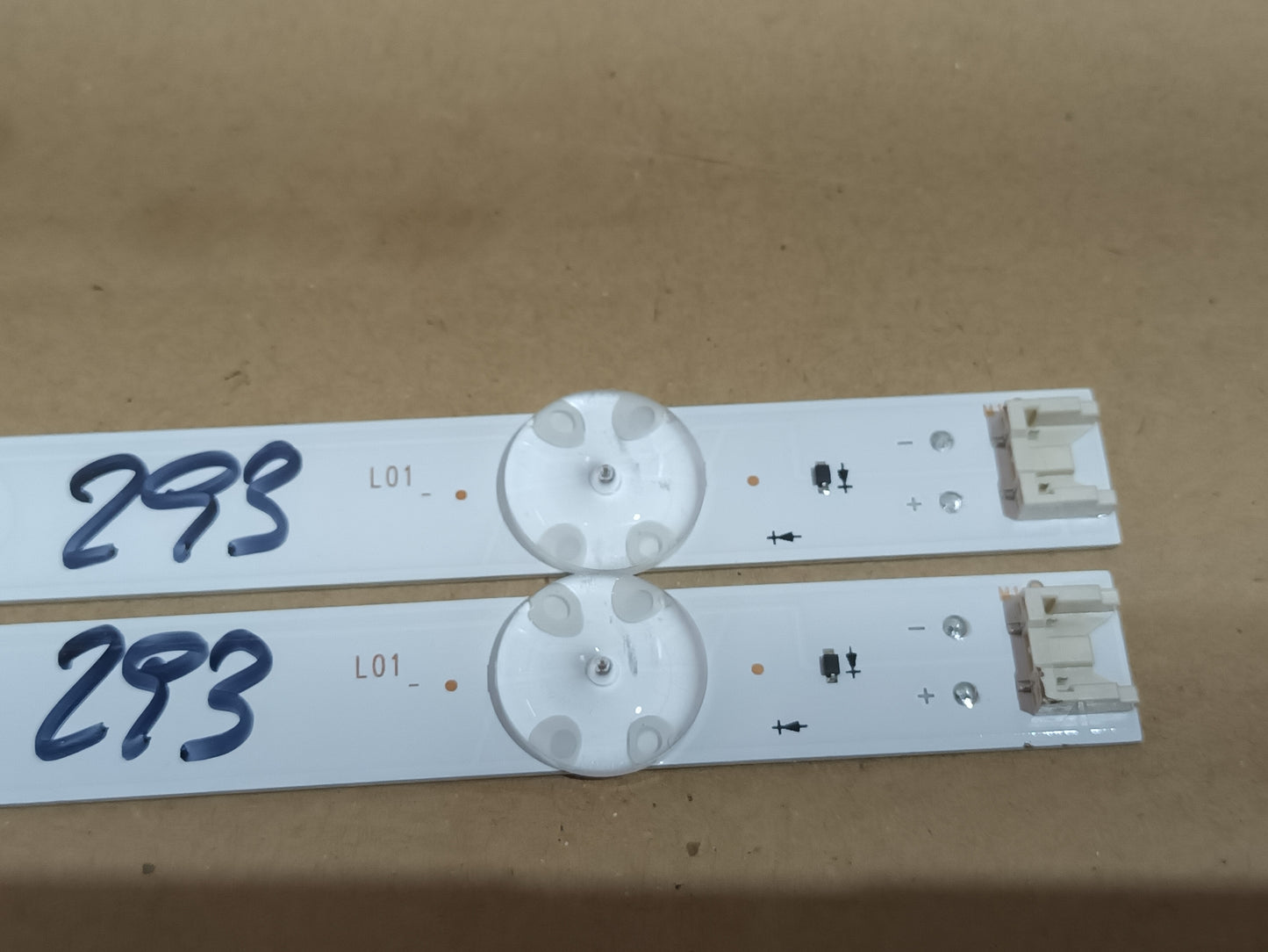 KIT 2 tiras de retroiluminación de LG32LM6300PLA