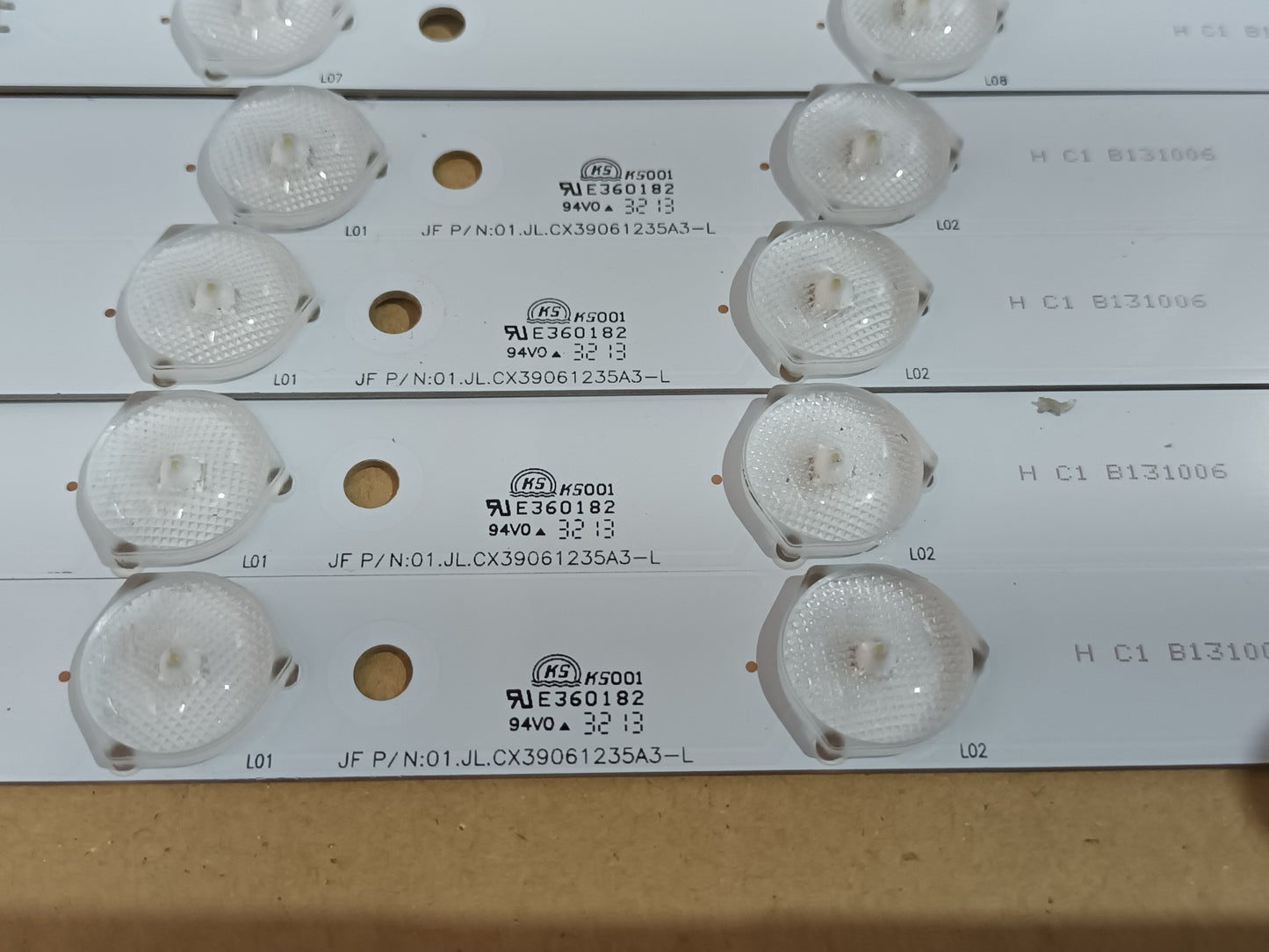 INVES LED-3914FHD GR, KIT TIRAS LED (ref,313)