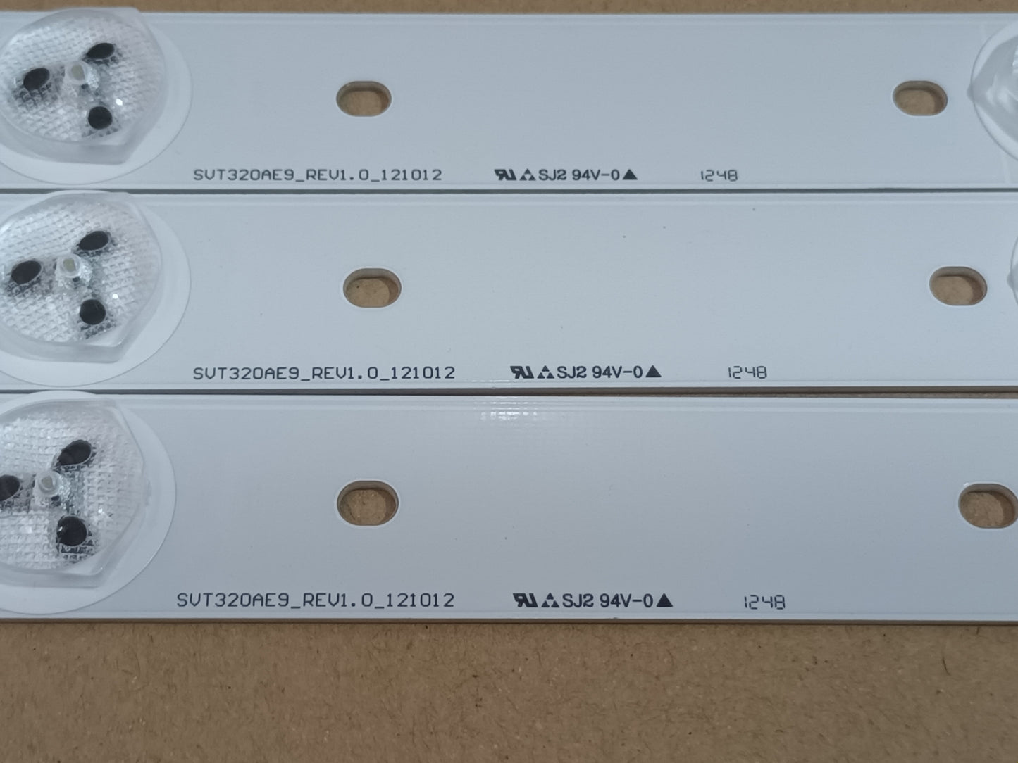KIT 3 tiras de retroiluminación de TOSHIBA 32W2333D