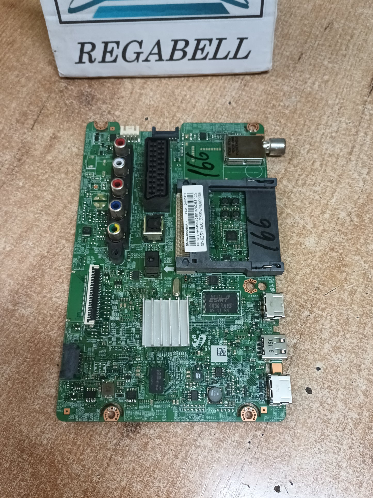 BN94-09060A, de SAMSUNG UE32J4100AW