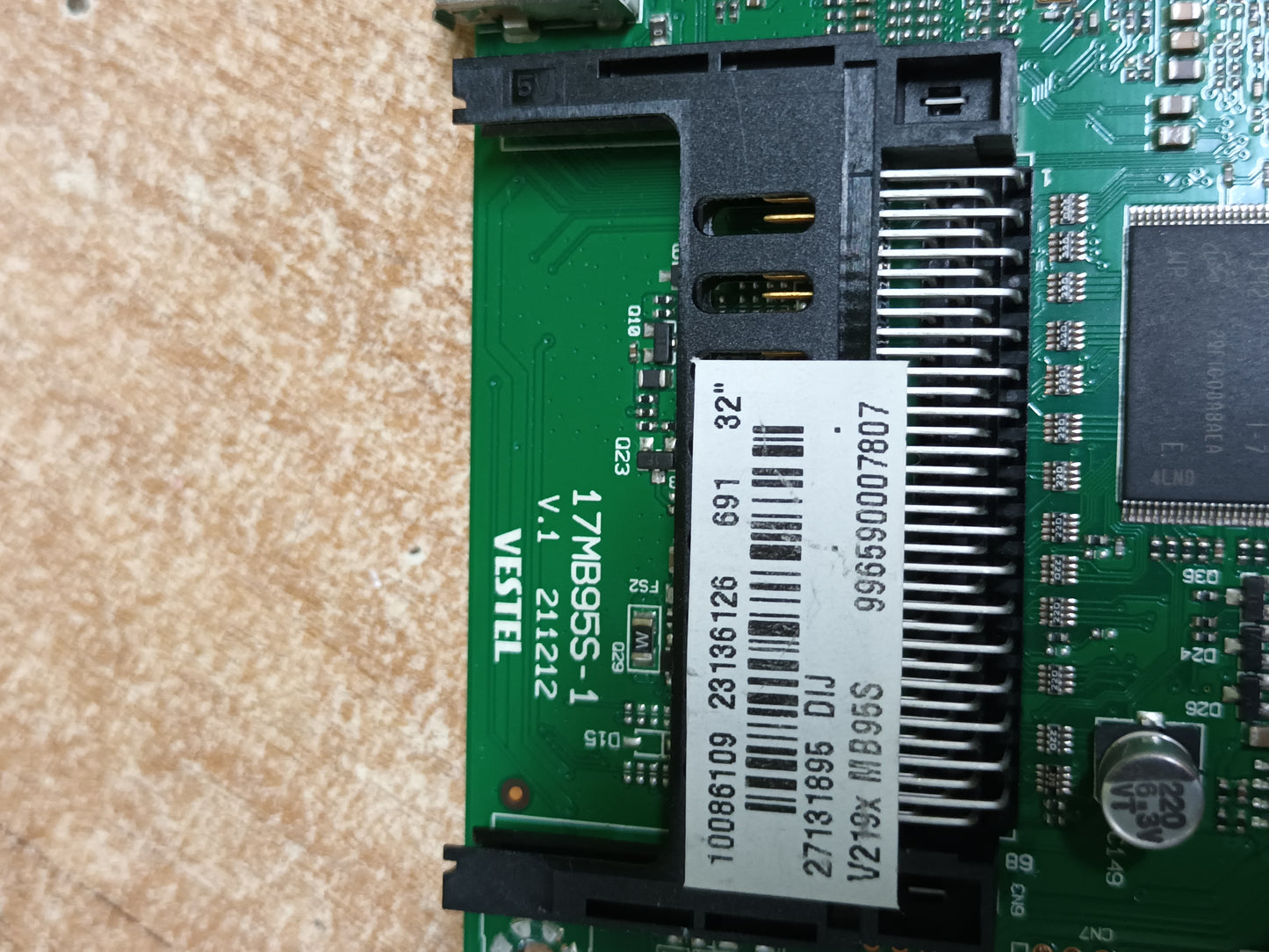 VESTEL 17MB95S-1, PLACA MAIN, de TV PHILIPS 32PFL3008H/12,
