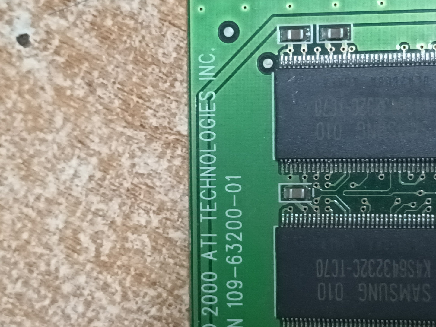 tarjeta grafica, ATI RAGE 128 PRO, AGP