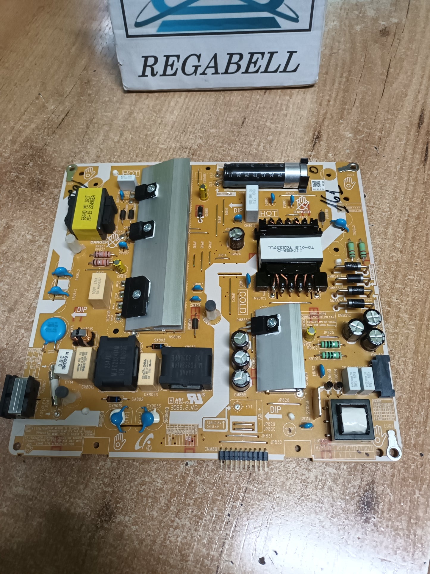 3IN1_KANT_SUZE_TPV_65, de tv Samsung UE65AU7025K,