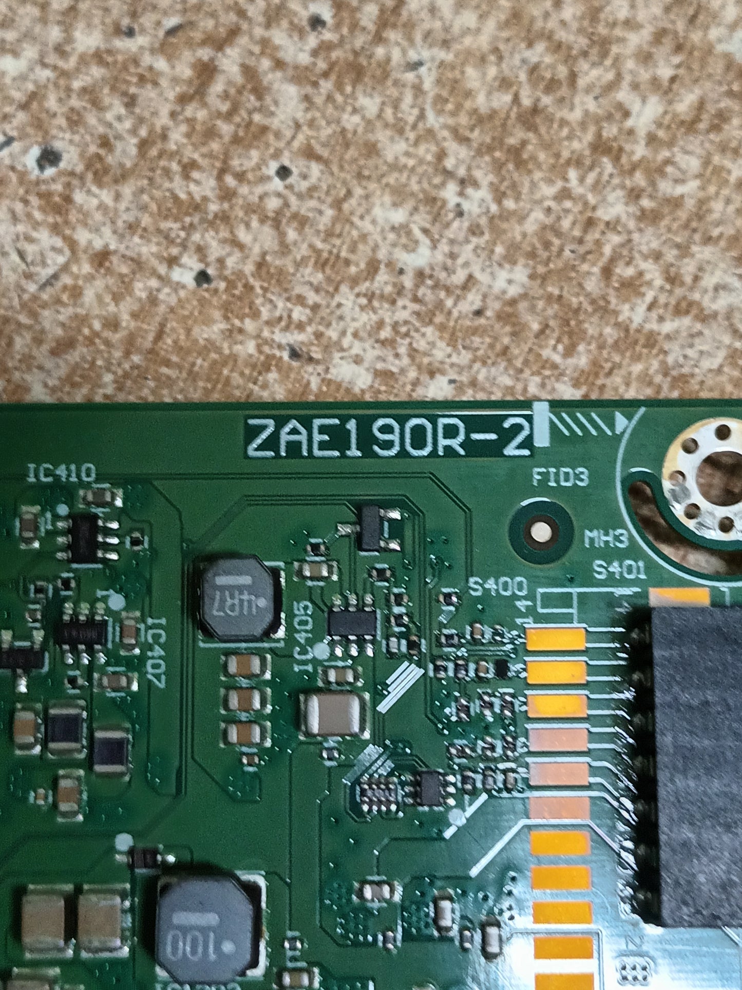 PLACA MAIN, ZAE190R2, de TV GRUNDIG 50GEU7800B,