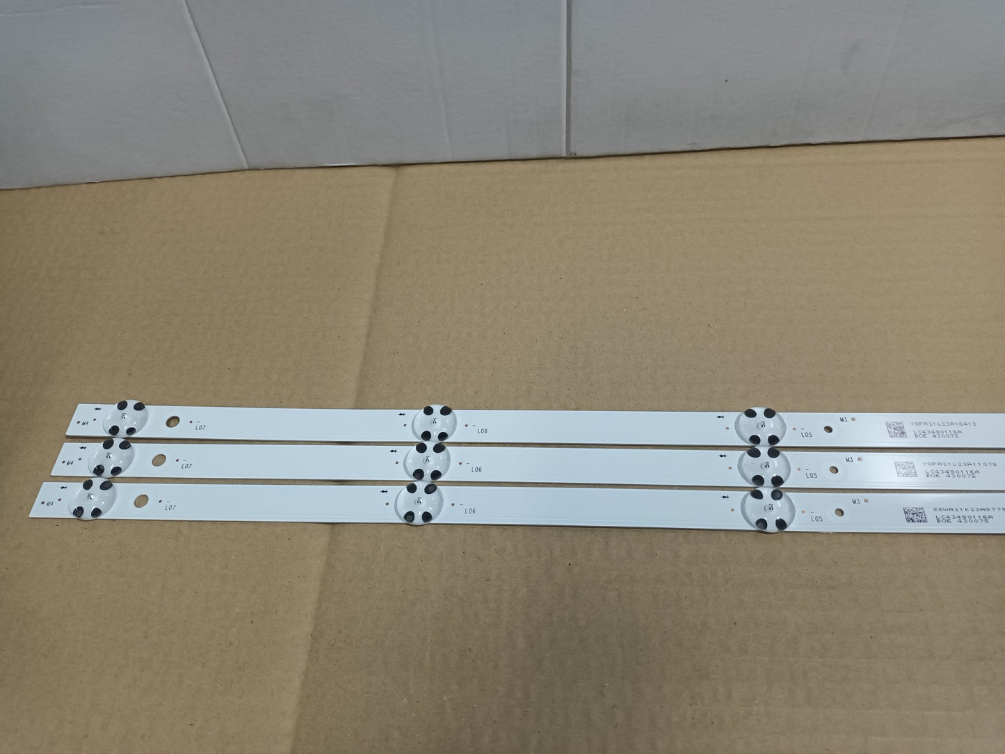 LG43UN711C0ZB, KIT 3 TIRAS LED, NUEVAS (ref,108)