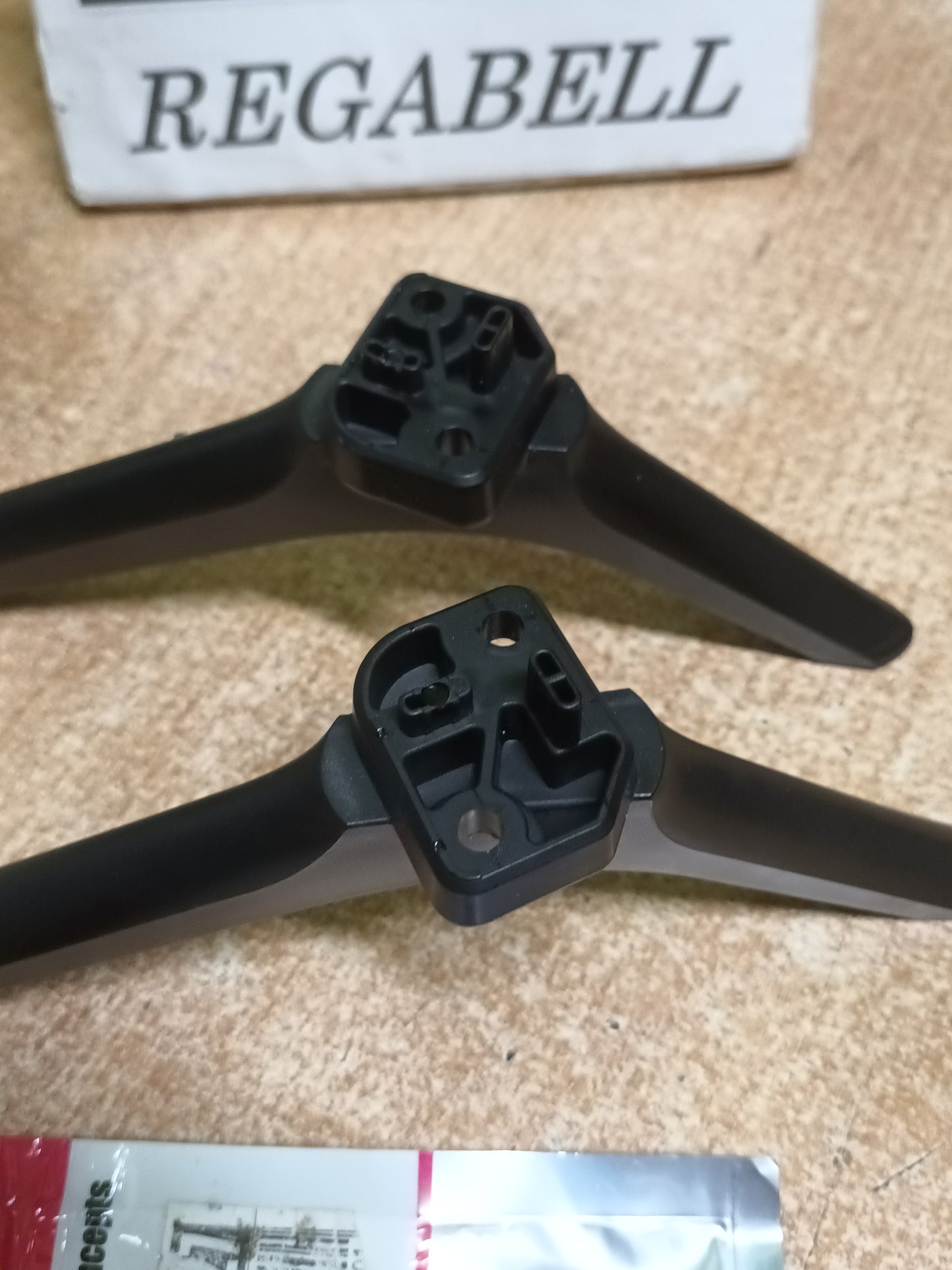 soporte de HISENSE 40A5600F, (ref.203)