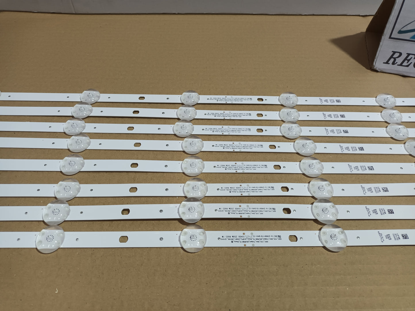 LG65UR78006LK, KIT TIRAS LED nuevas, (ref,103)