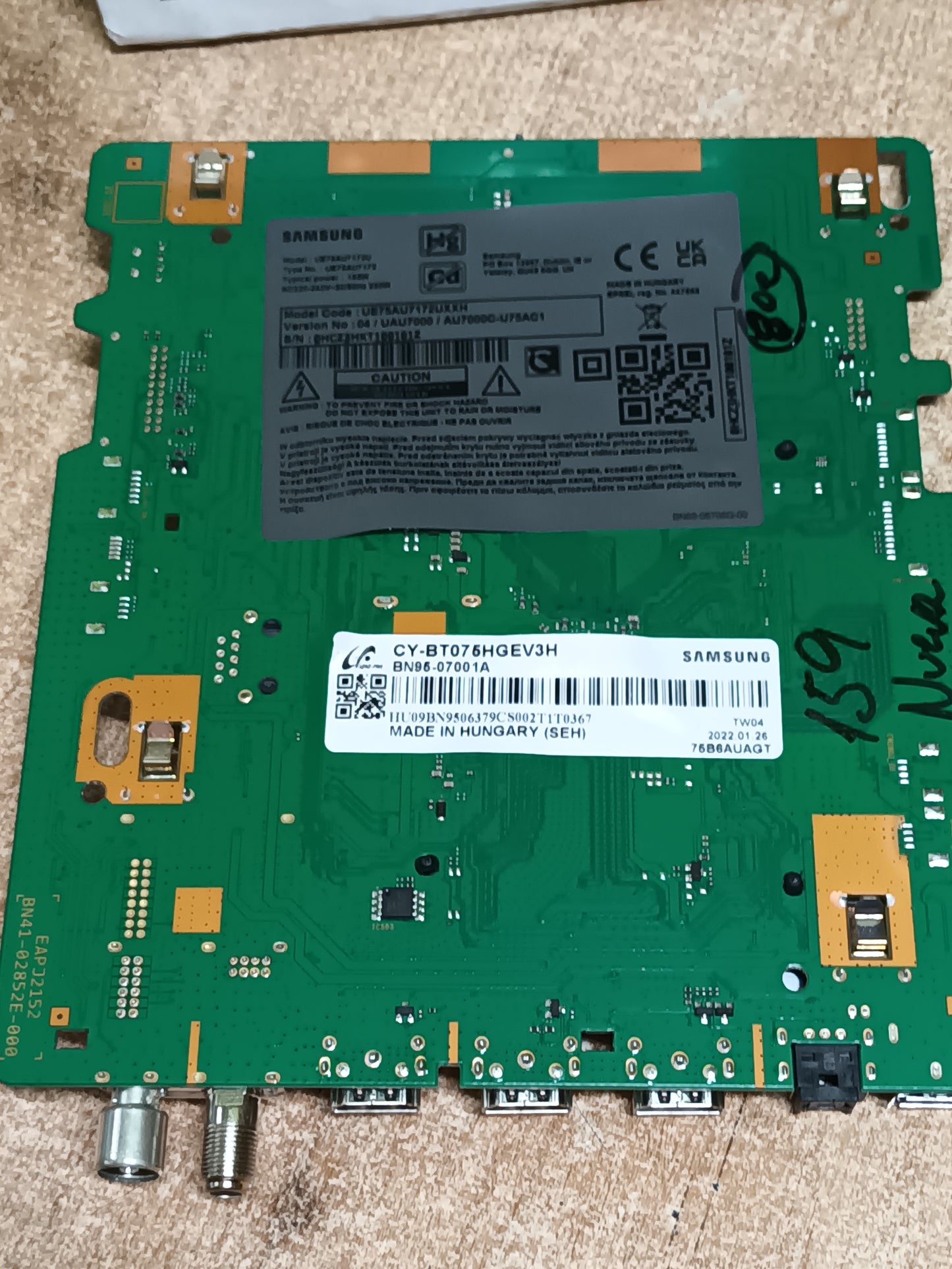 Placa main, BN94-00052D de tv SAMSUNG UE75AU7172U, NUEVA SIN USAR,