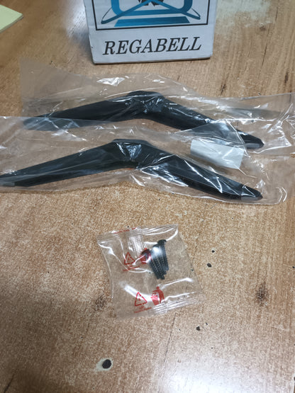 PIES DE TV TCL 55P655, NUEVOS SIN USAR (ref-218)