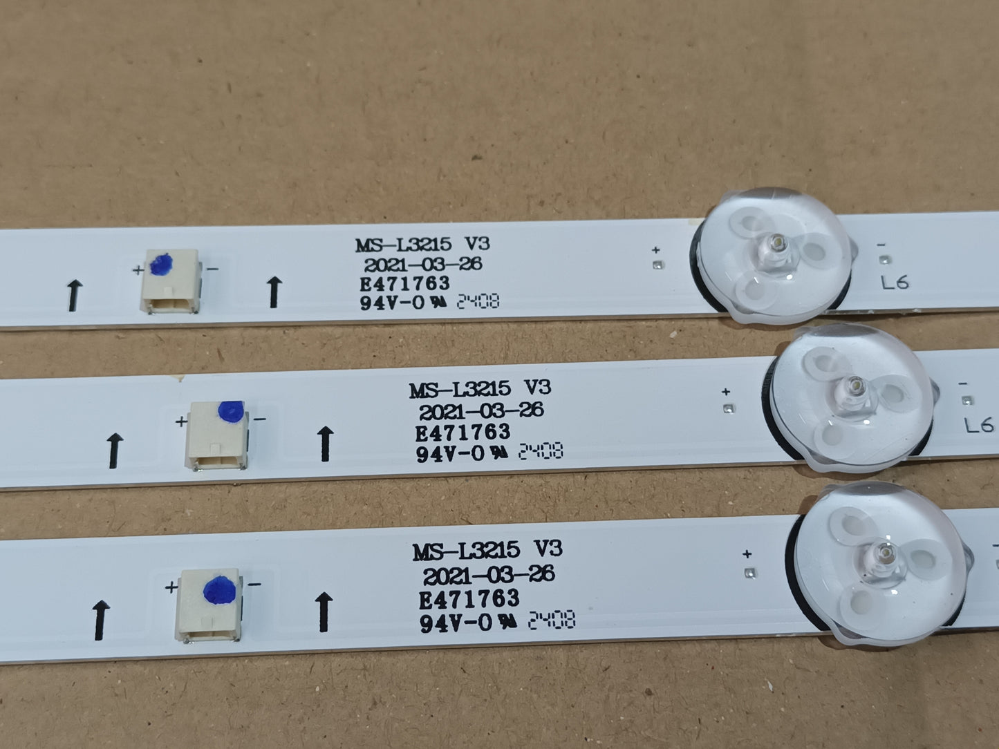 PEAQ PTV-40F-5024C, KIT TIRAS LED nuevas,