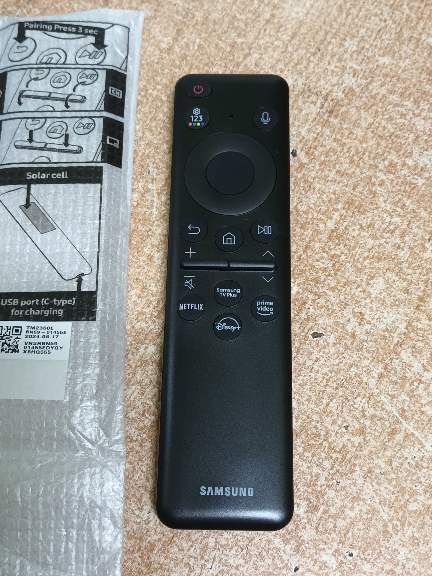 MANDO TV SAMSUNG, control por voz y carga solar