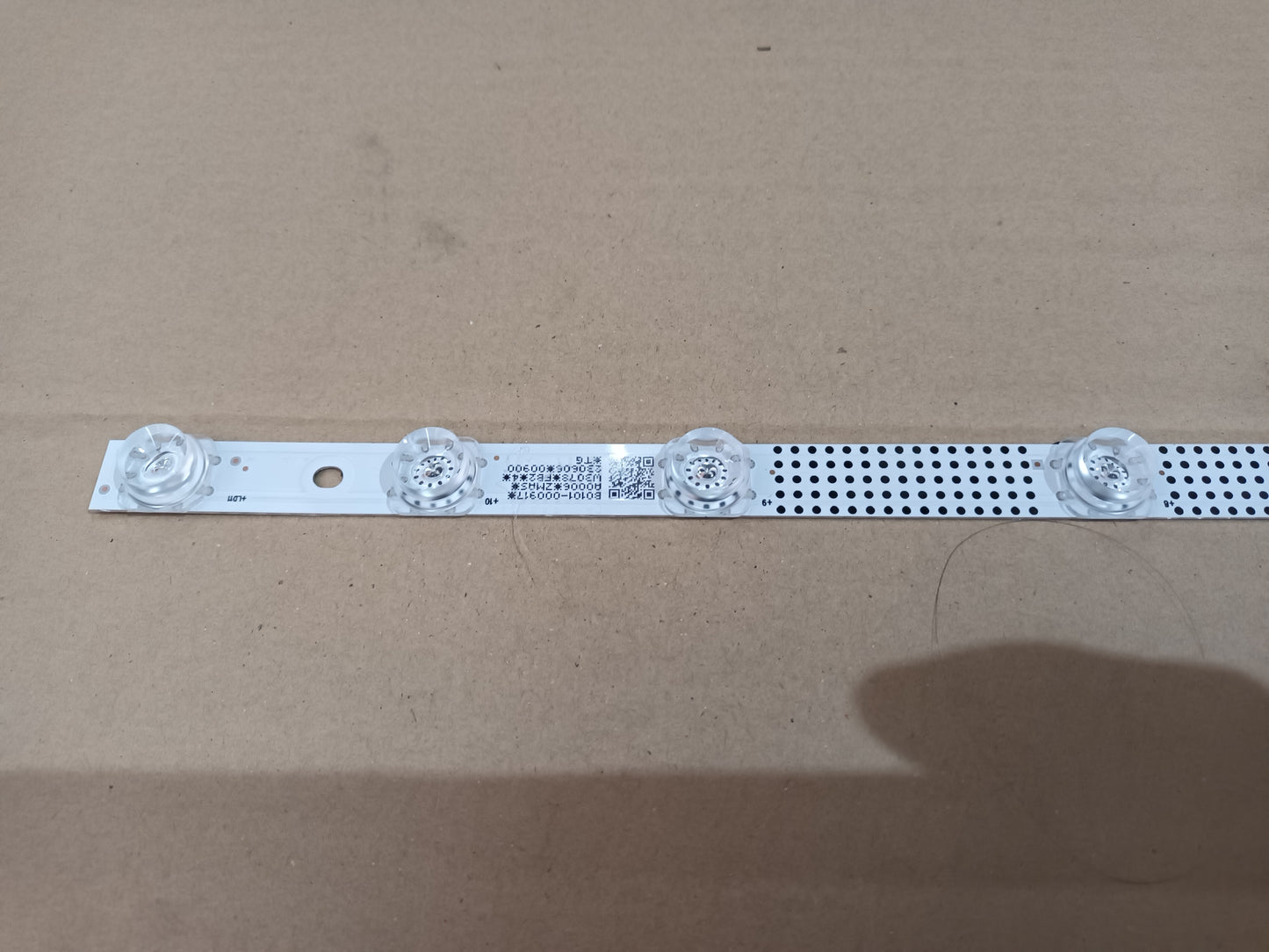 TCL 32SF540, KIT 1 TIRA LED (ref,352)