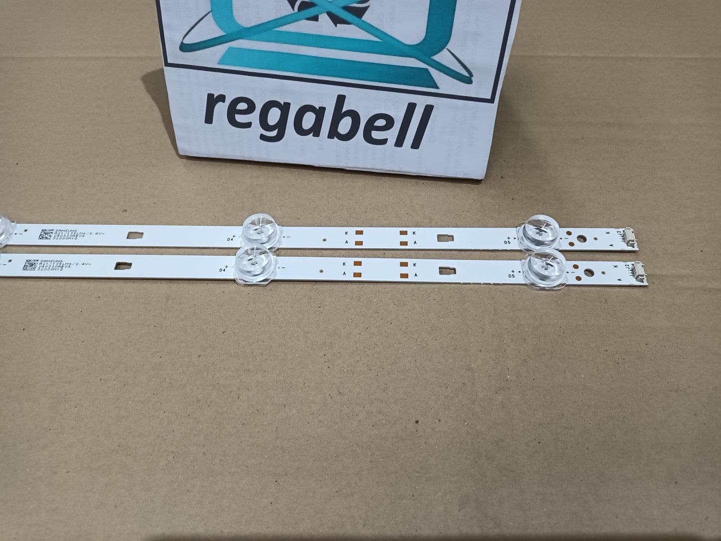 KIT 2 tiras de retroiluminación de HAIER H32K702FG