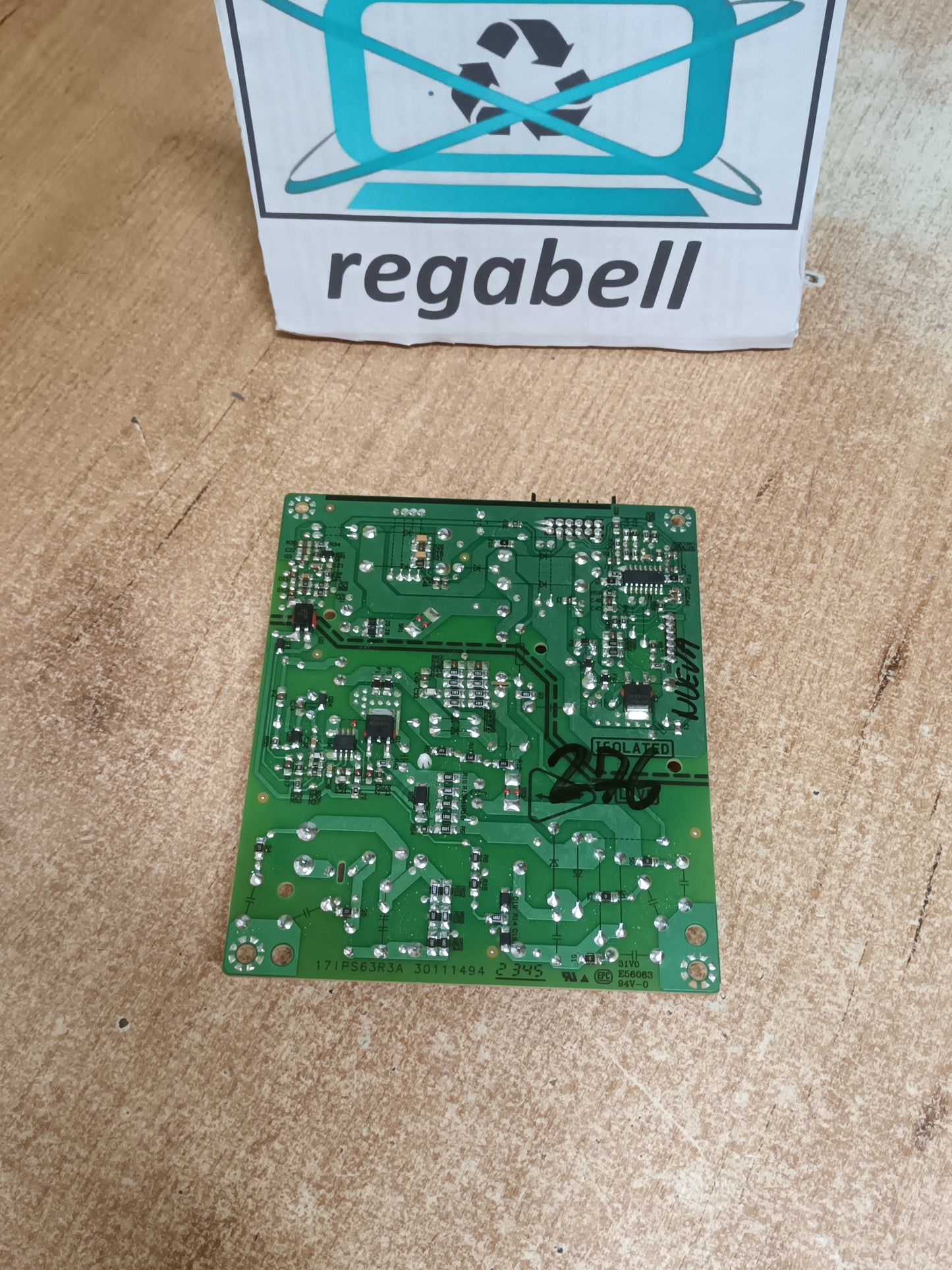 17IPS63, NUEVA SIN USAR de TV TOSHIBA 32WV2E63DG,